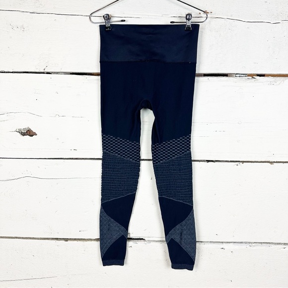 Spanx seamless leggings size small look at me now - Picture 2 of 5